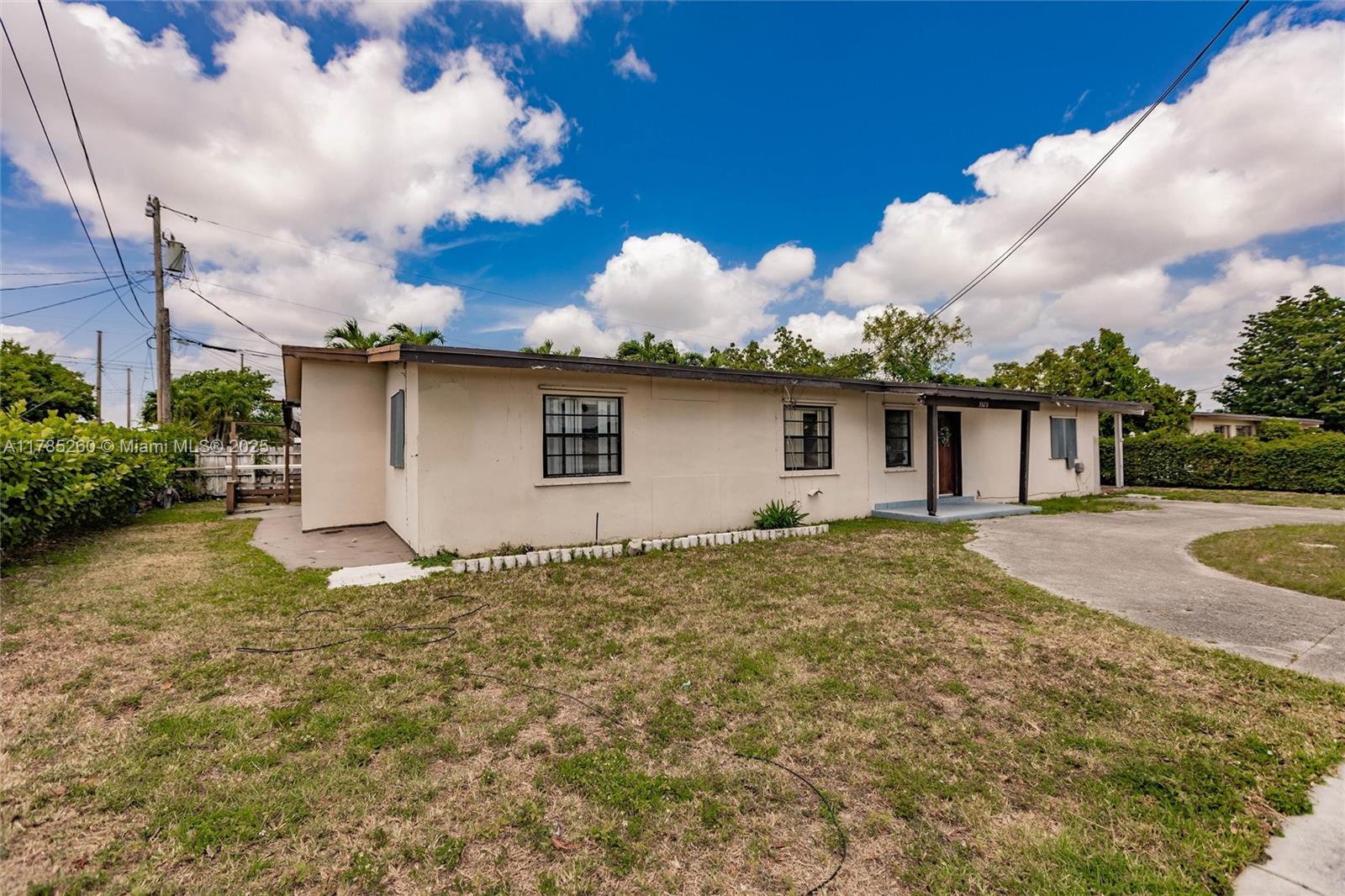 3320 SW 97th Ave