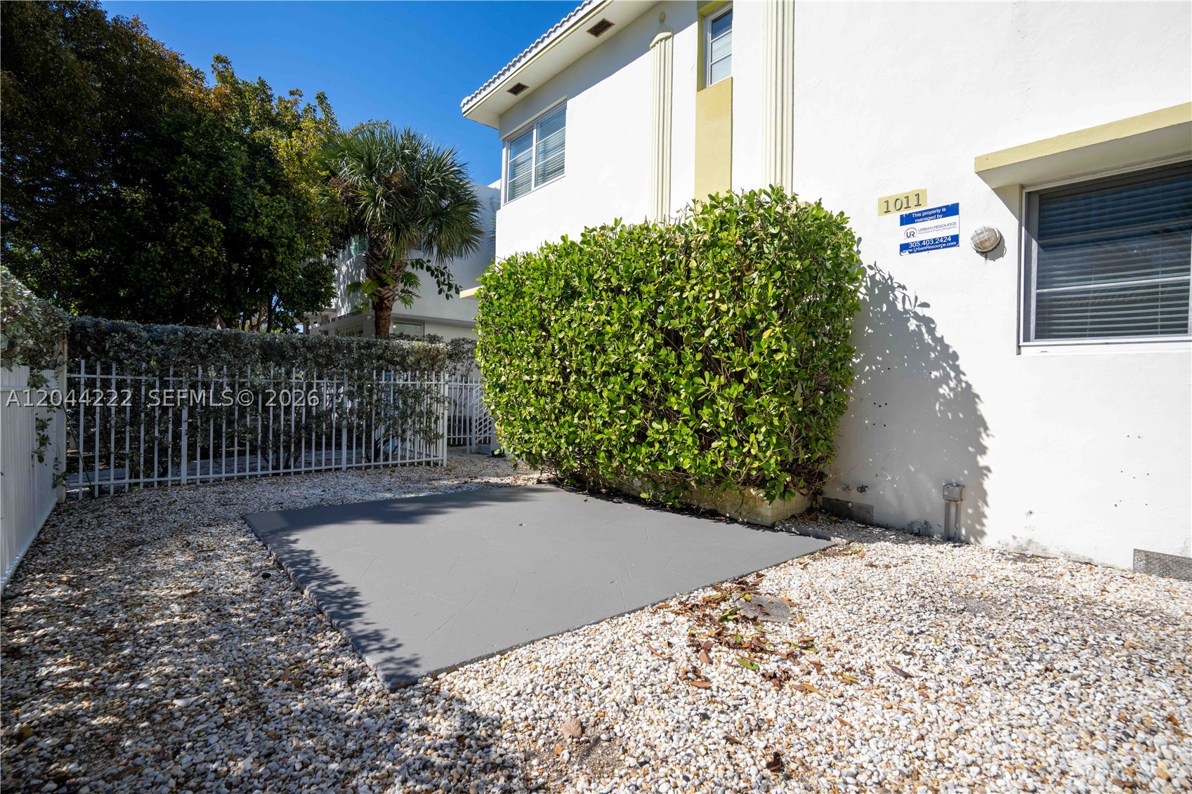 1011 Bay Dr 106