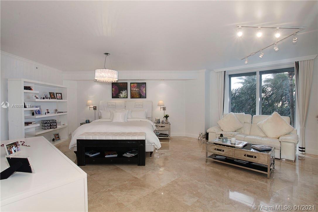 GRAND BAY - Residential