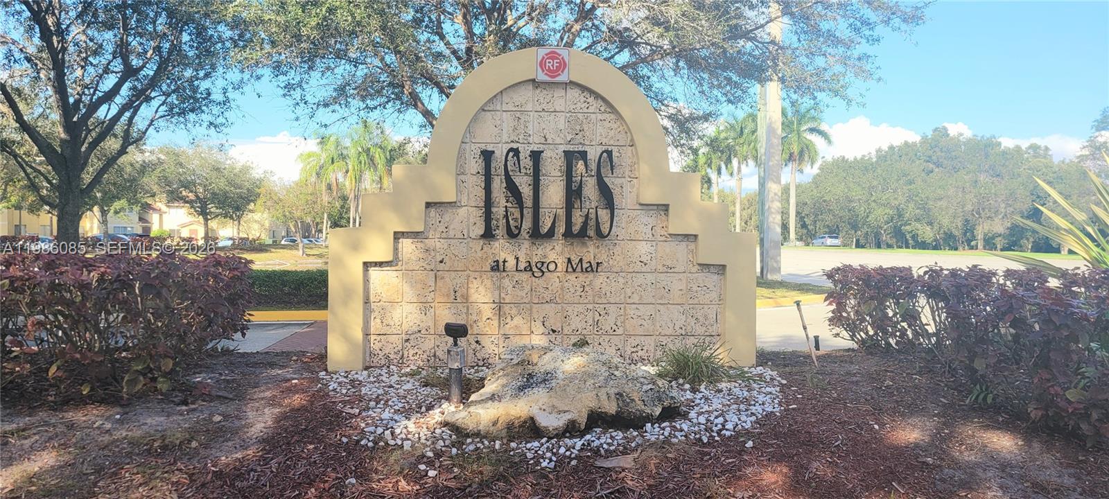 ISLES AT LAGO MAR CONDO - Residential Lease