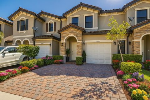 Photo of 11981 SW 150th Pl, Miami, FL 33196 (MLS # A12003218)