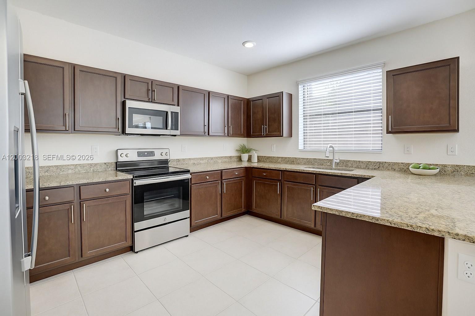 GARDEN ESTATES AT THE HAM - Residential