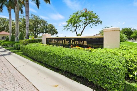 Photo of 19291 NW 90th Ct, Hialeah, FL 33018 (MLS # A12032235)