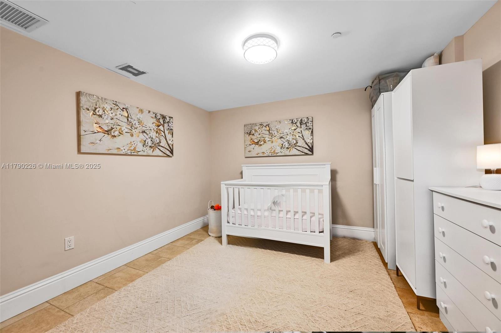 BEACH CLUB CONDO - Residential