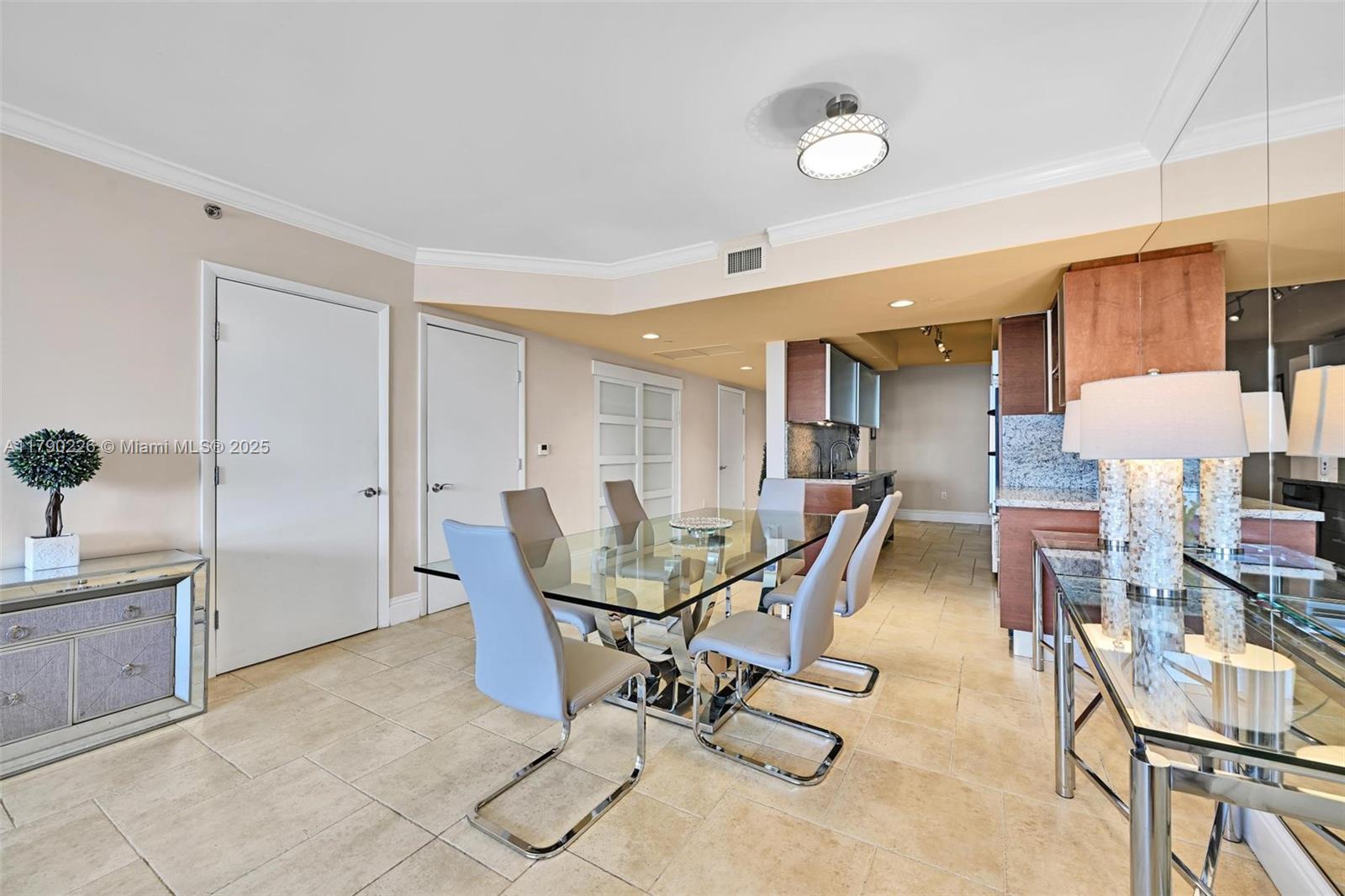 BEACH CLUB CONDO - Residential