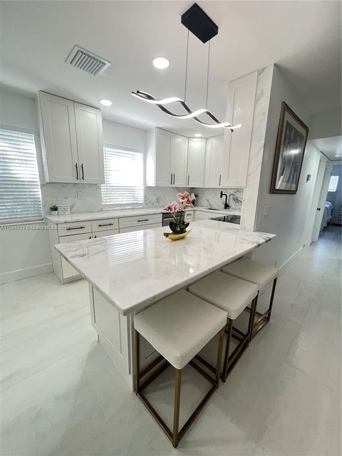708 Normandy O 708 Delray Beach FL 33484
