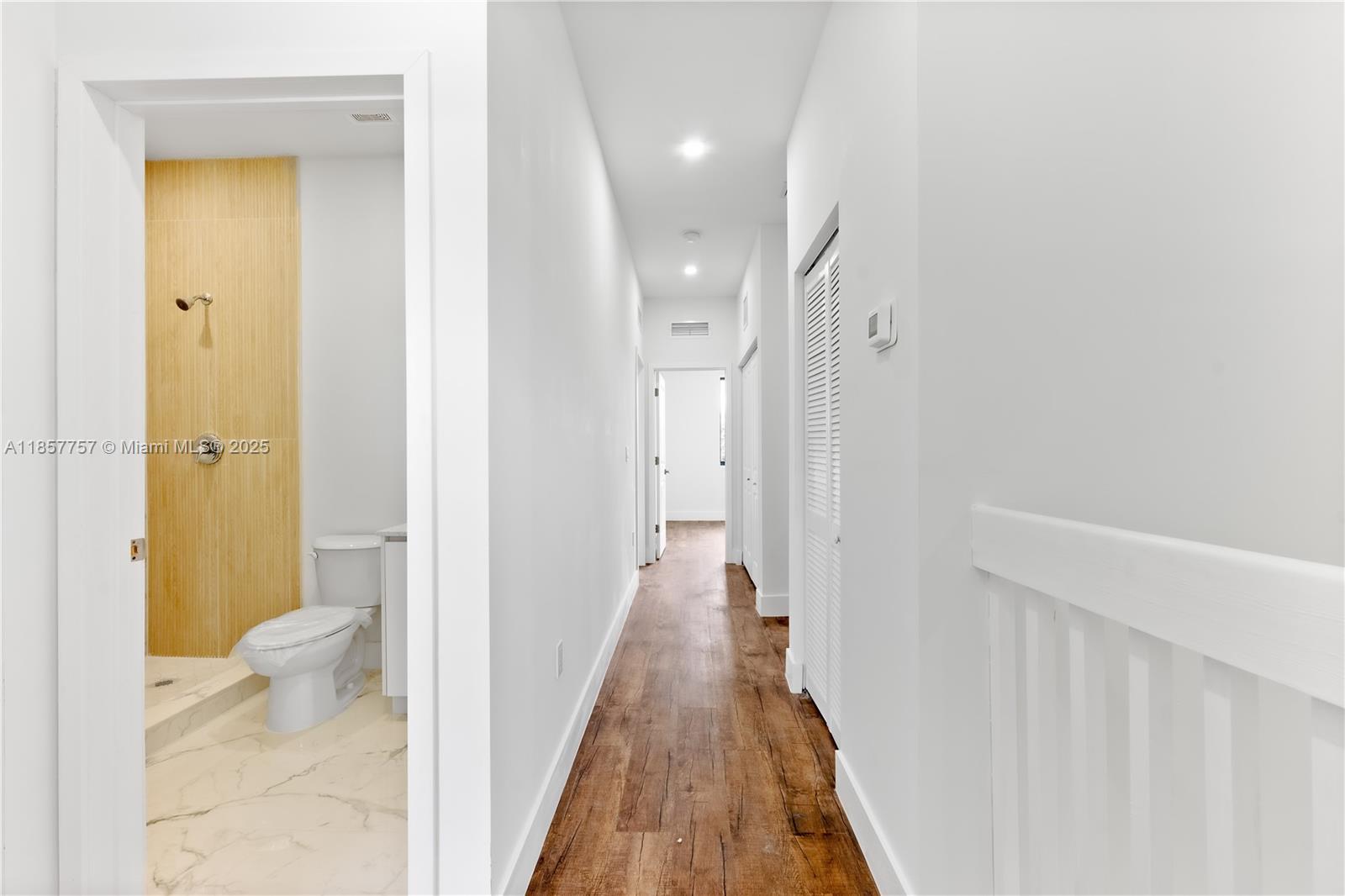 PALM AVE HEIGHTS - Residential