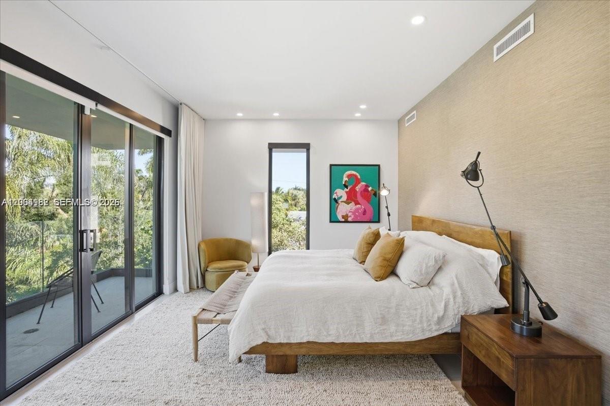 NAUTILUS SUB - Residential