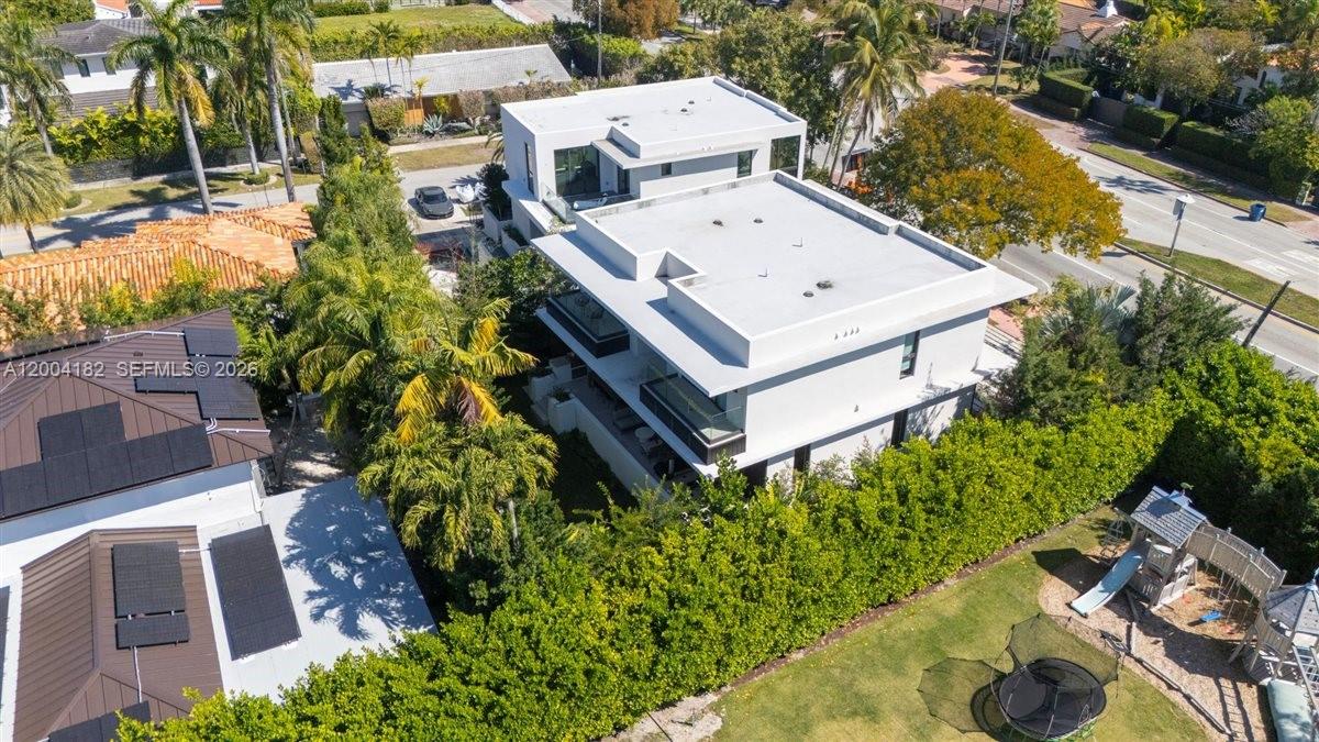 NAUTILUS SUB - Residential