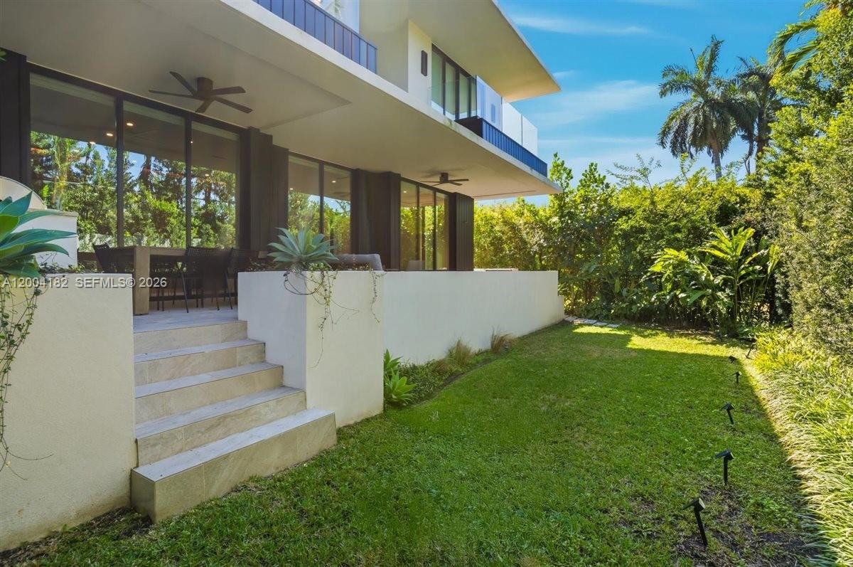 NAUTILUS SUB - Residential