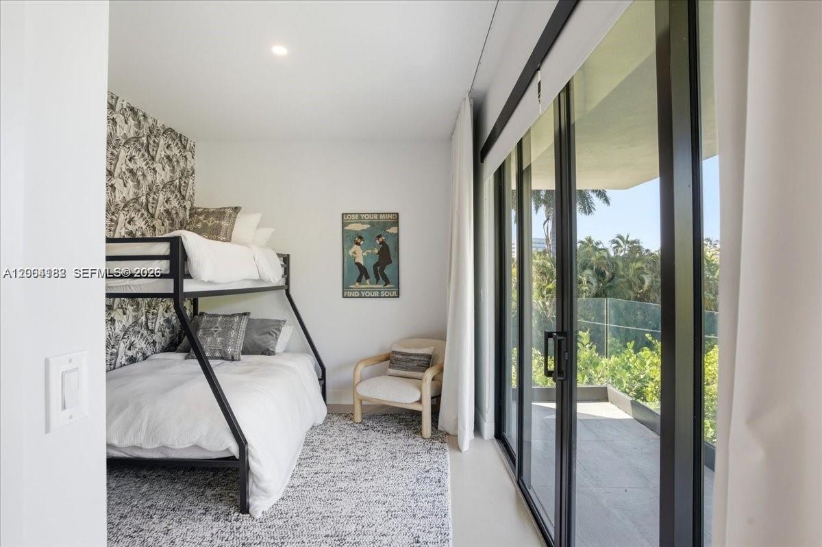 NAUTILUS SUB - Residential