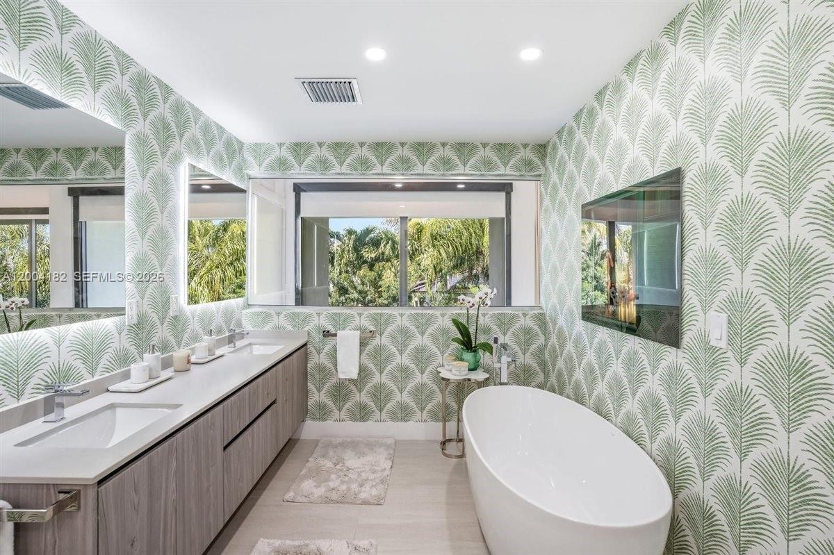 NAUTILUS SUB - Residential