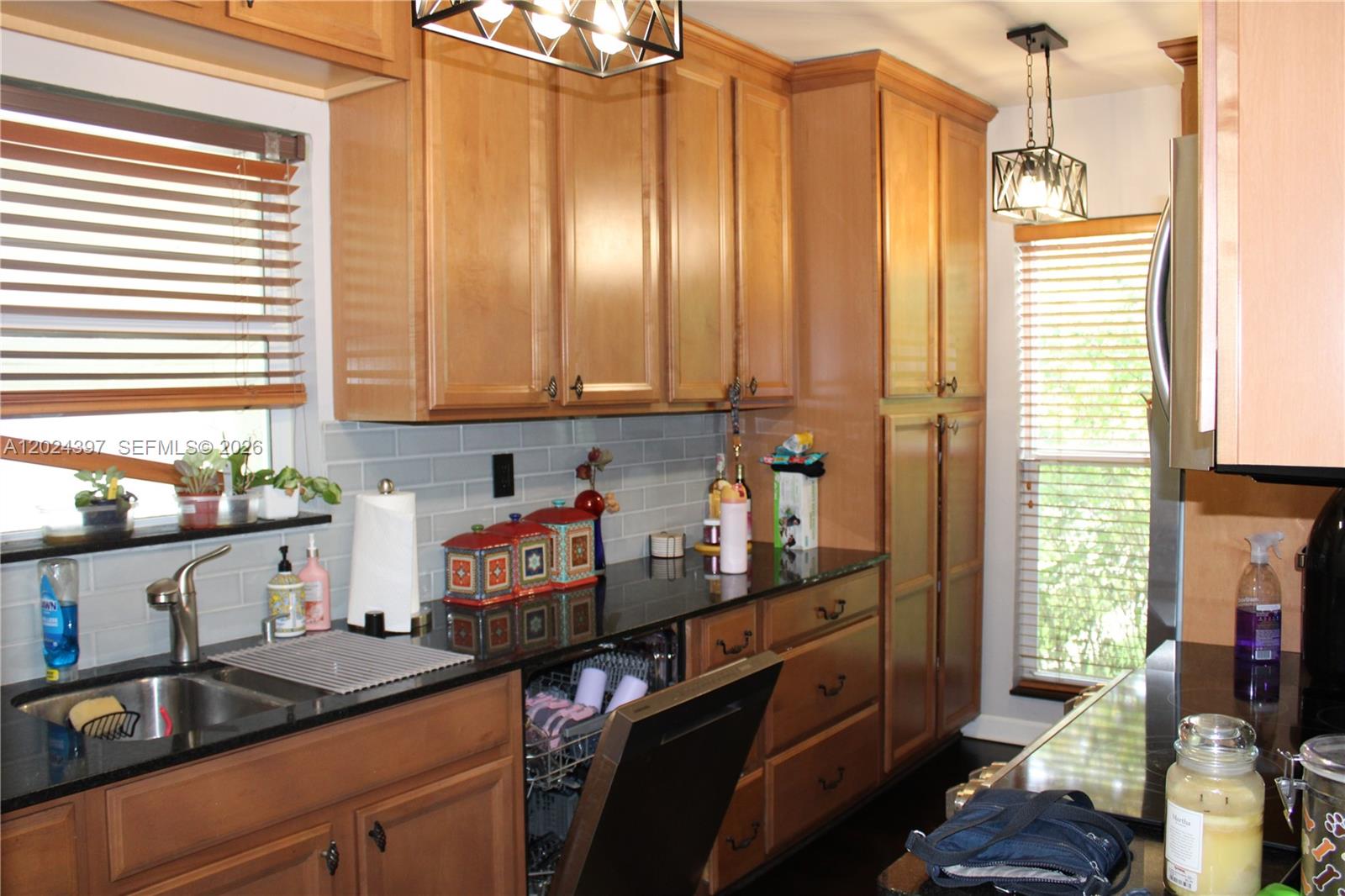 CORAL WAY VILLAGE SEC A P - Residential