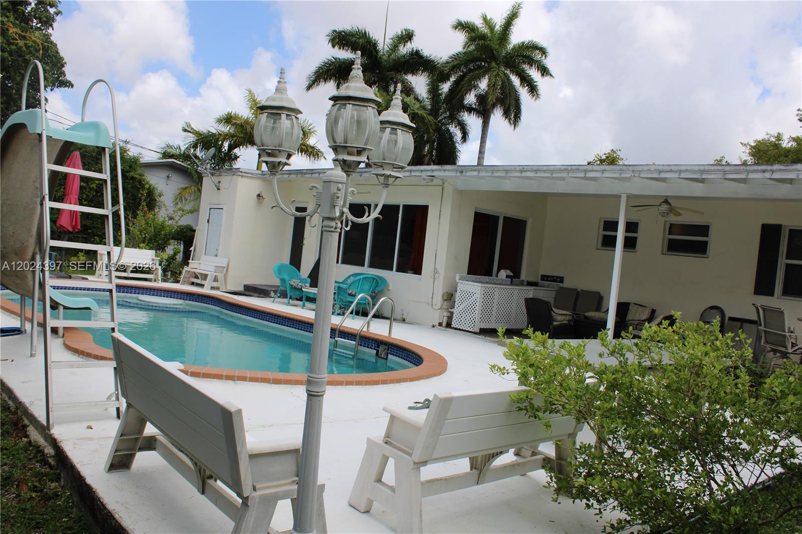 CORAL WAY VILLAGE SEC A P - Residential