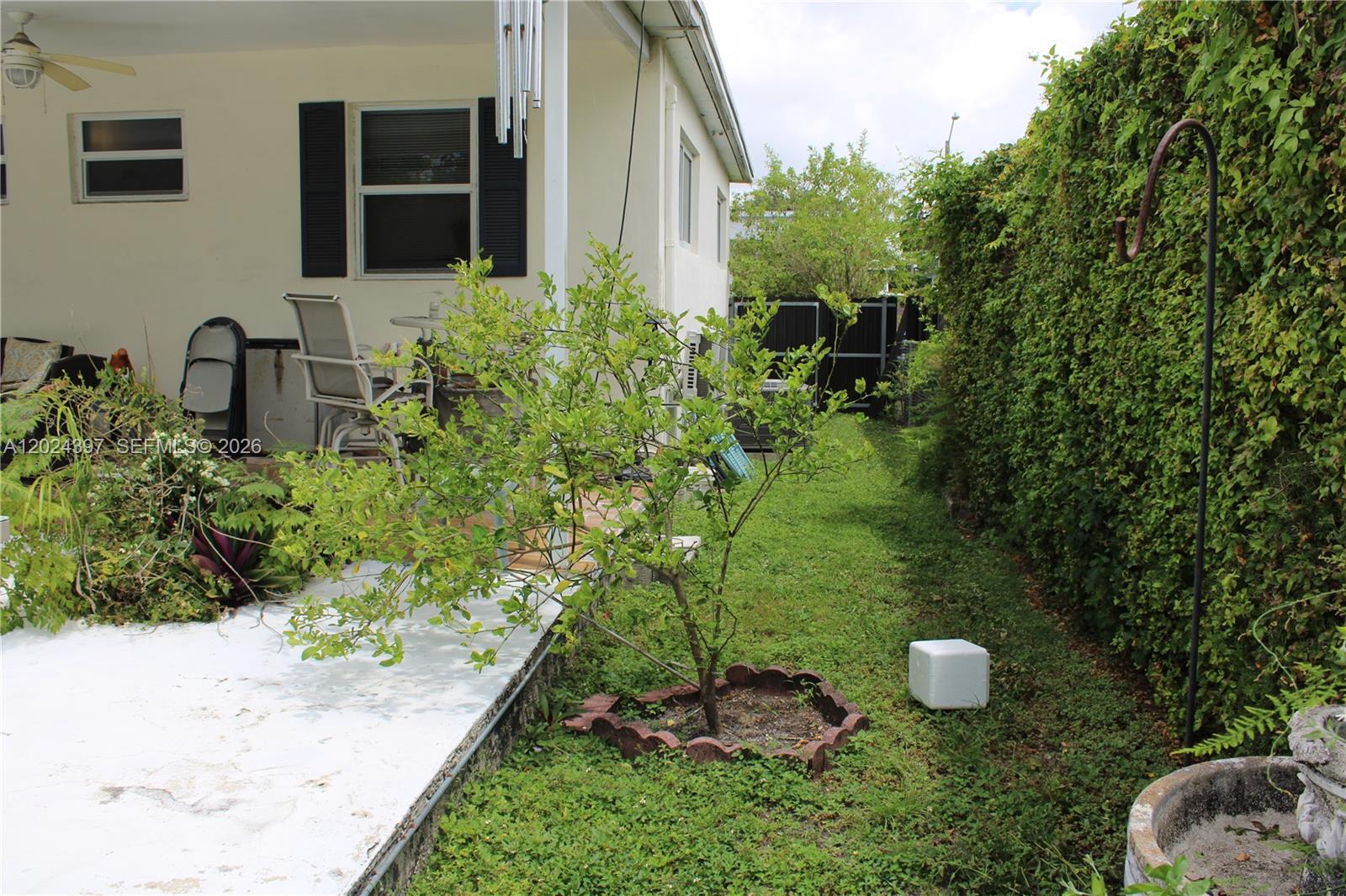 CORAL WAY VILLAGE SEC A P - Residential
