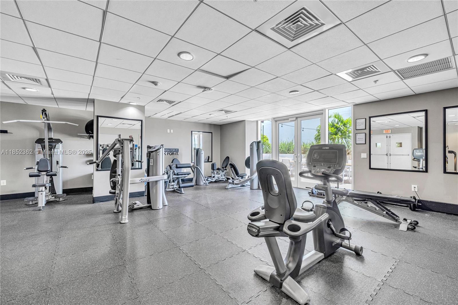 UPTOWN LOFTS CONDO - Residential