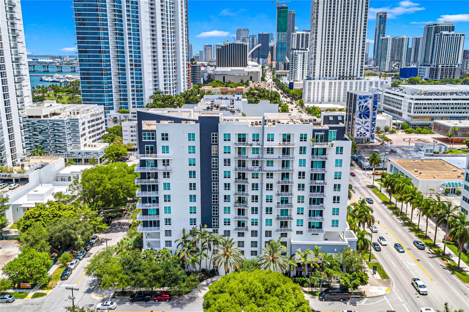 2275 Biscayne Blvd 504