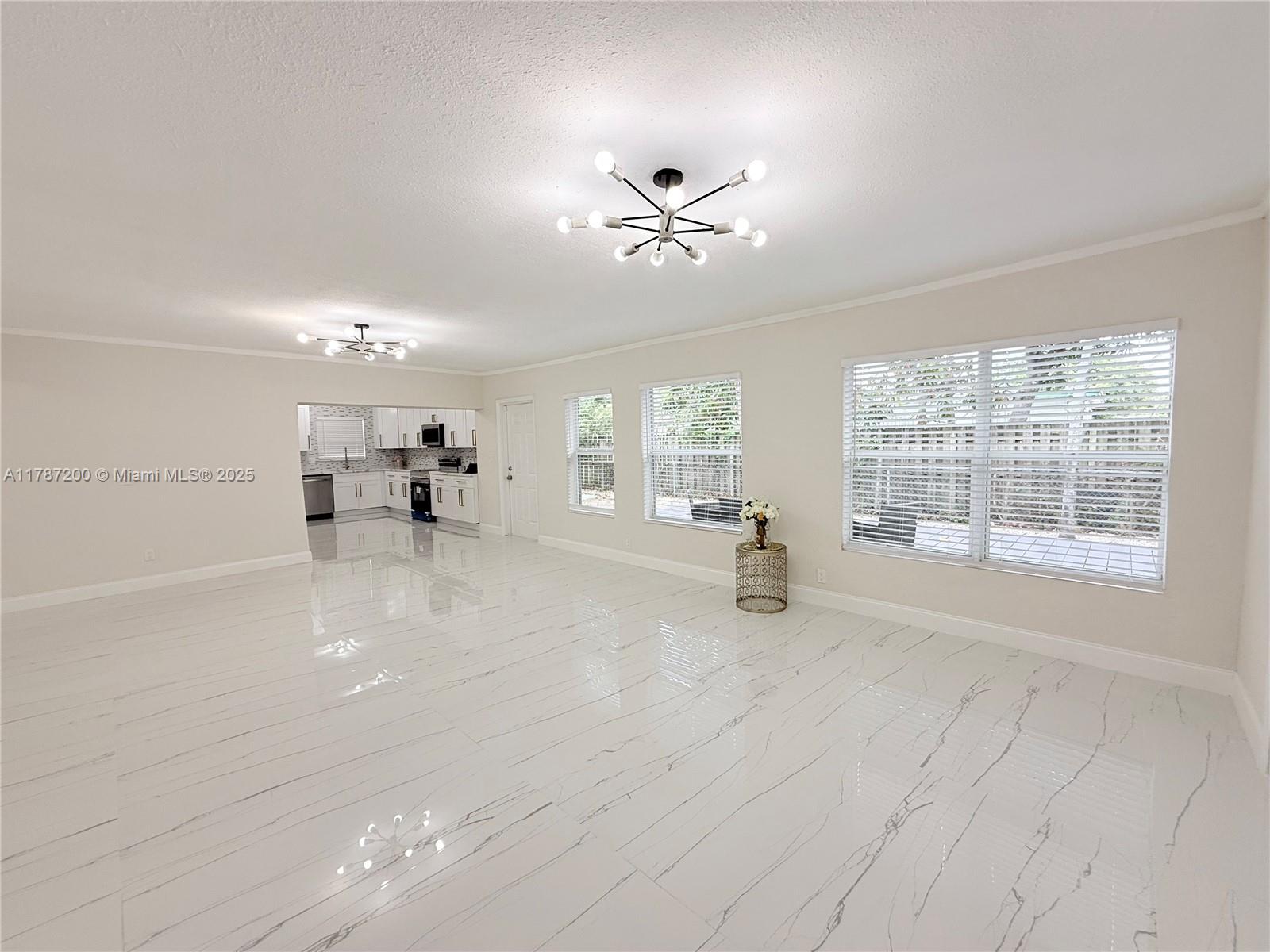 LINCOLN HEIGHTS RESUB - Residential