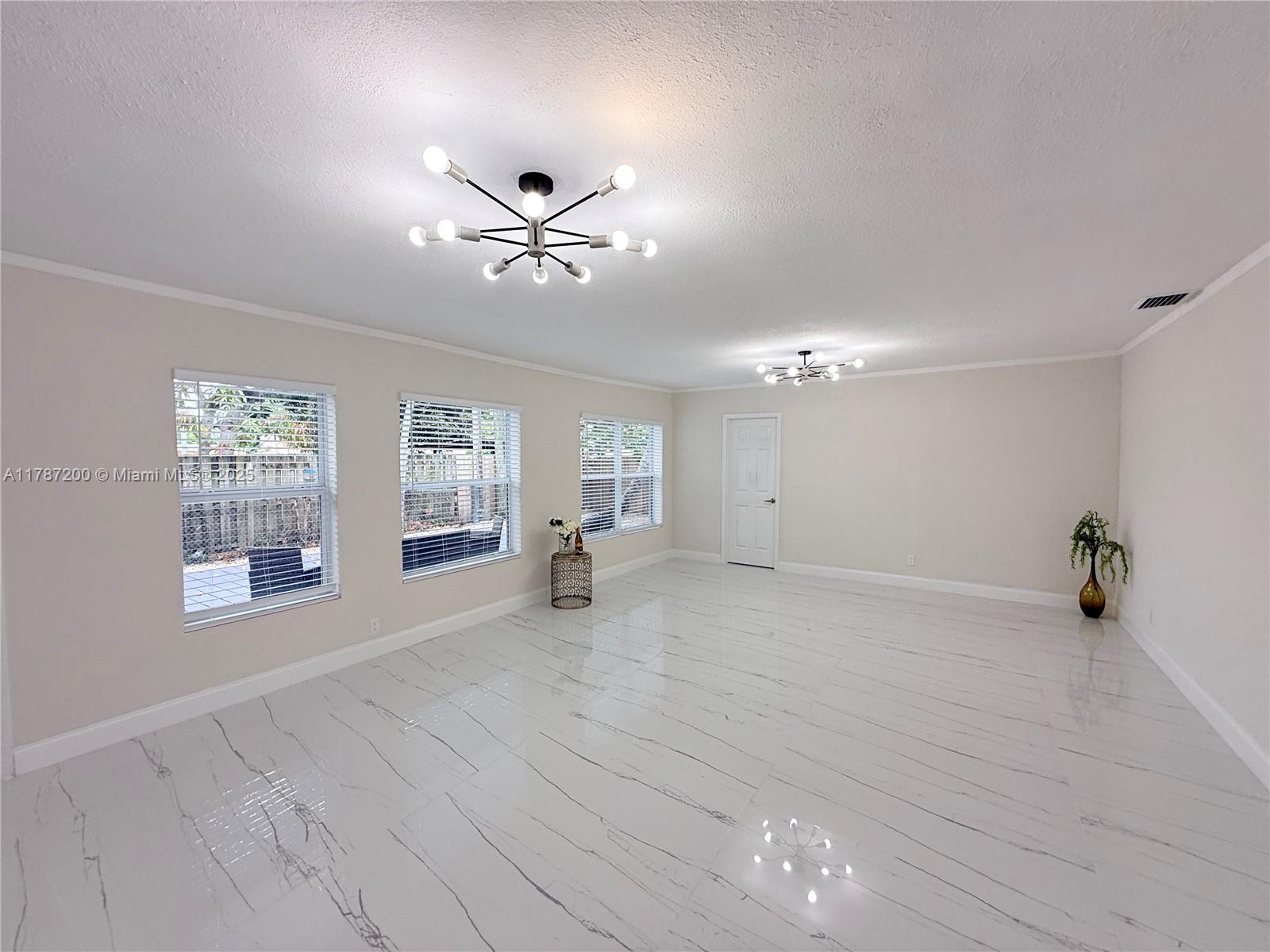 LINCOLN HEIGHTS RESUB - Residential