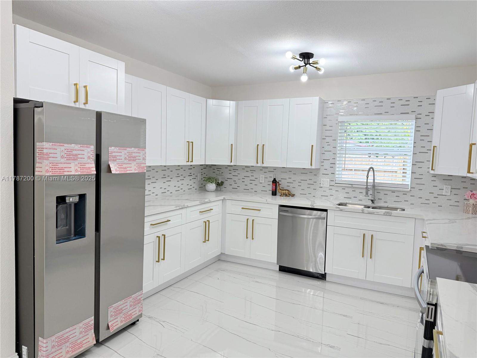 LINCOLN HEIGHTS RESUB - Residential