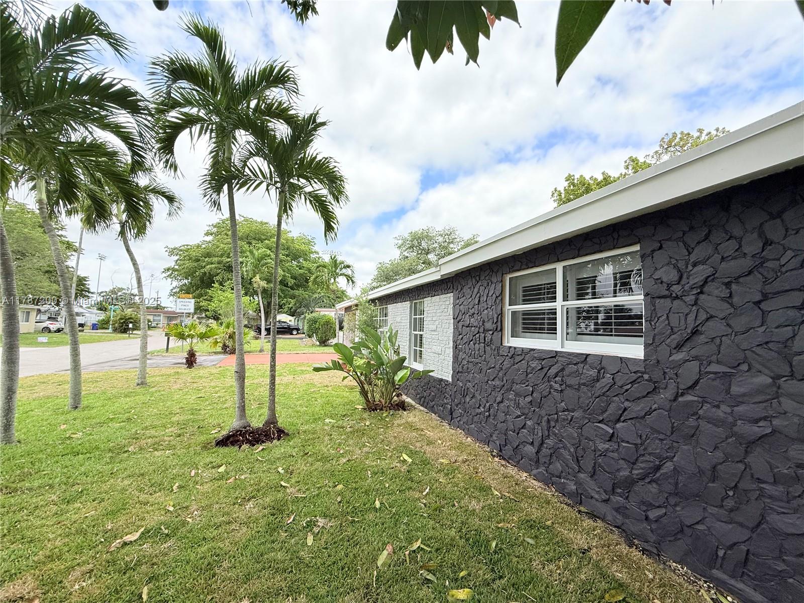 LINCOLN HEIGHTS RESUB - Residential