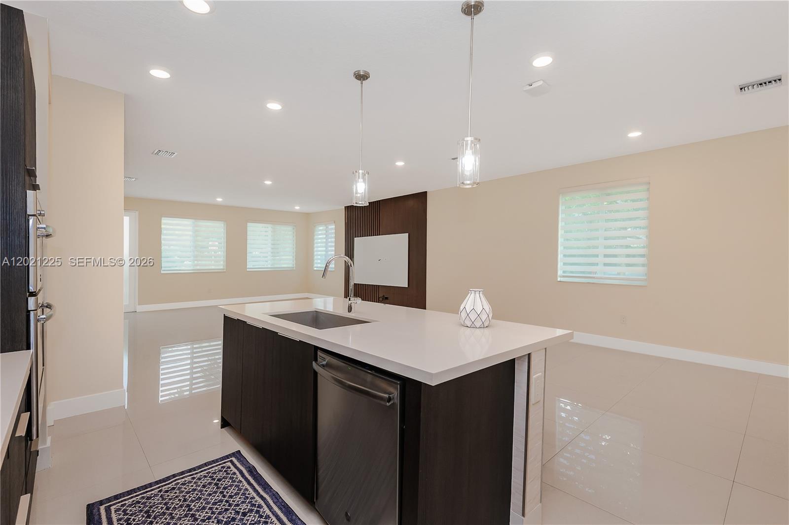 LANDMARK AT DORAL CENTRAL - Residential
