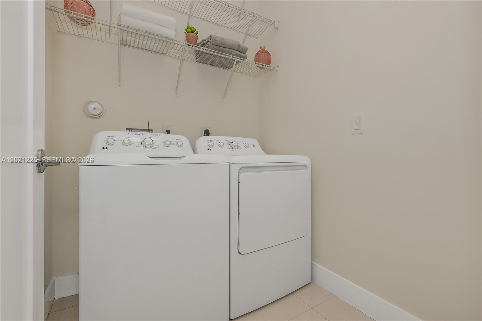LANDMARK AT DORAL CENTRAL - Residential