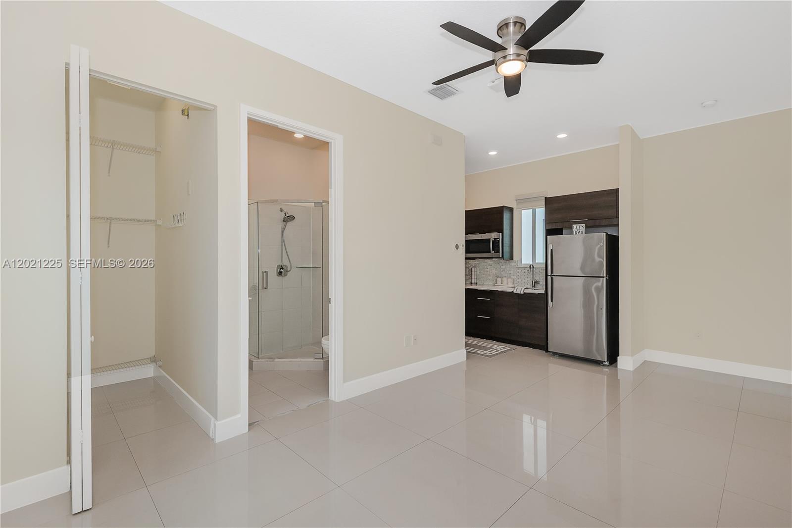 LANDMARK AT DORAL CENTRAL - Residential