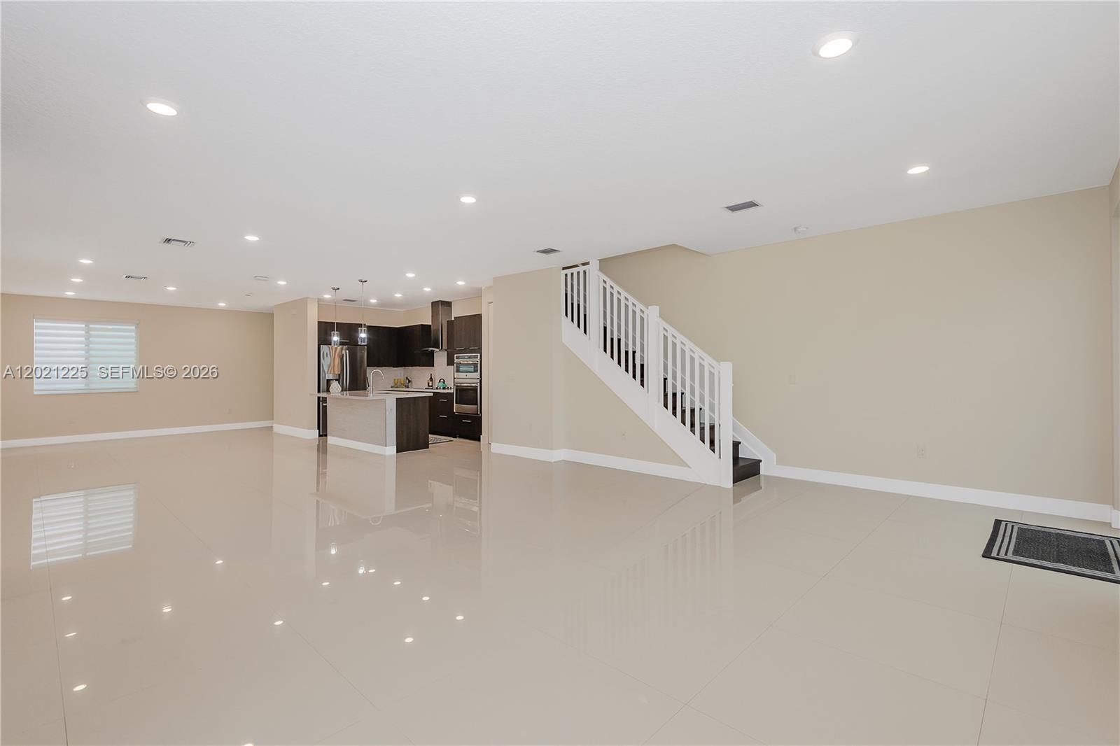 6681 NW 104th Ave 6681