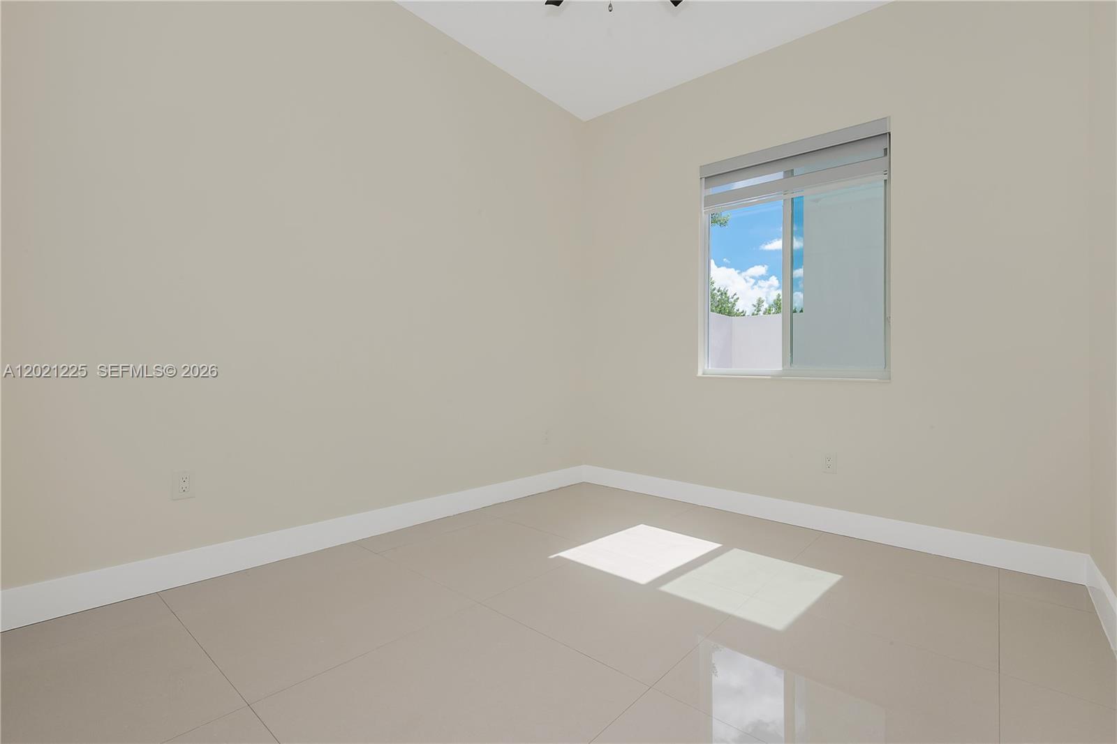 LANDMARK AT DORAL CENTRAL - Residential