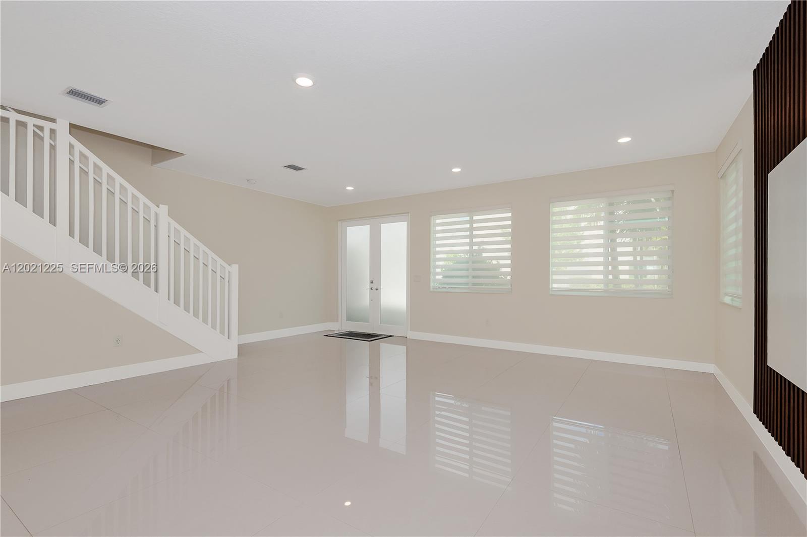 LANDMARK AT DORAL CENTRAL - Residential