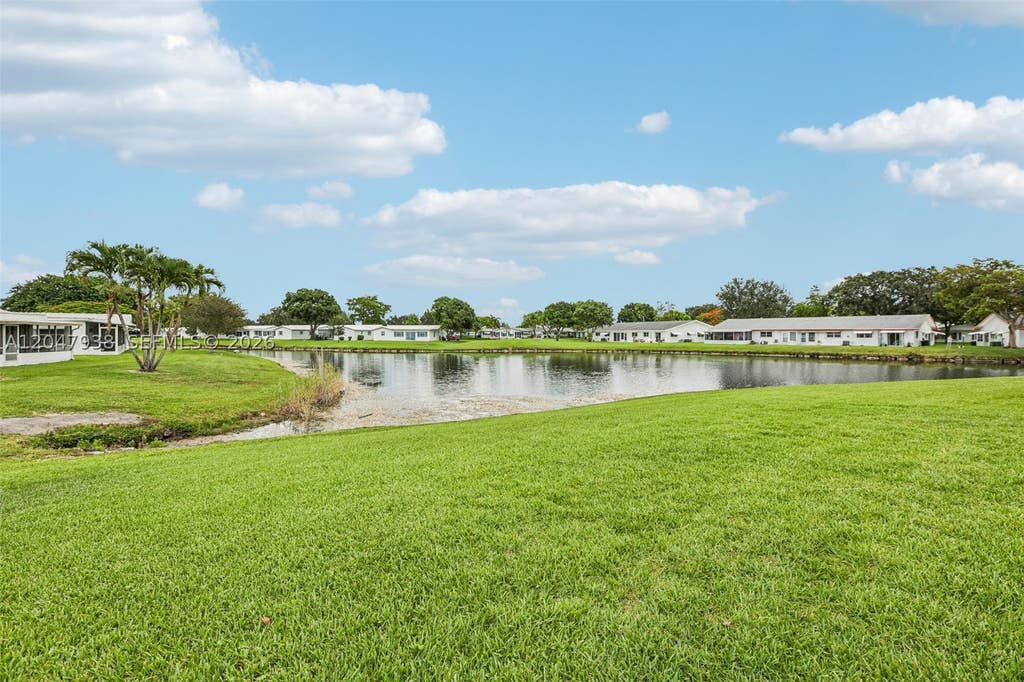Photo of 8855 NW 10th Pl, Plantation, FL 33322 (MLS # A12047938)