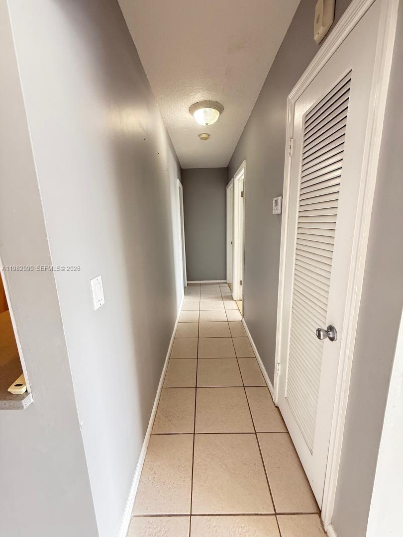 IMPERIAL POINT COLONNADES - Residential Lease