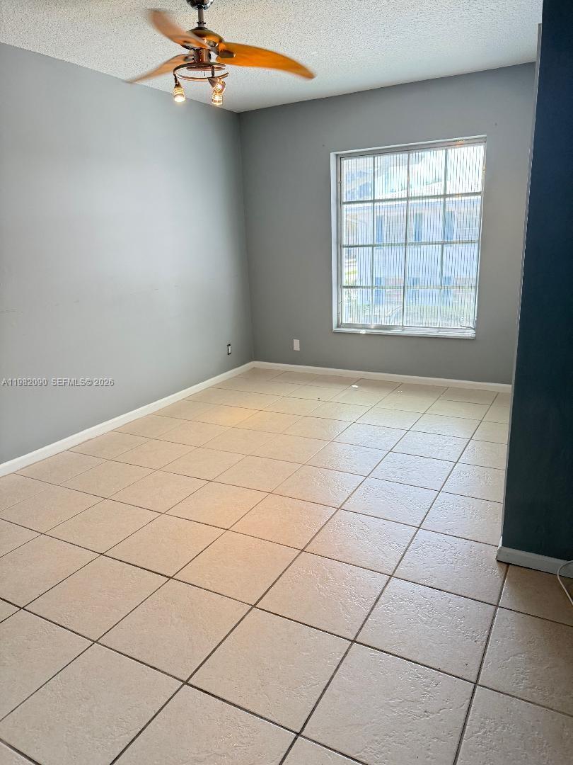 IMPERIAL POINT COLONNADES - Residential Lease