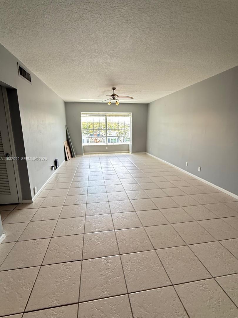 IMPERIAL POINT COLONNADES - Residential Lease