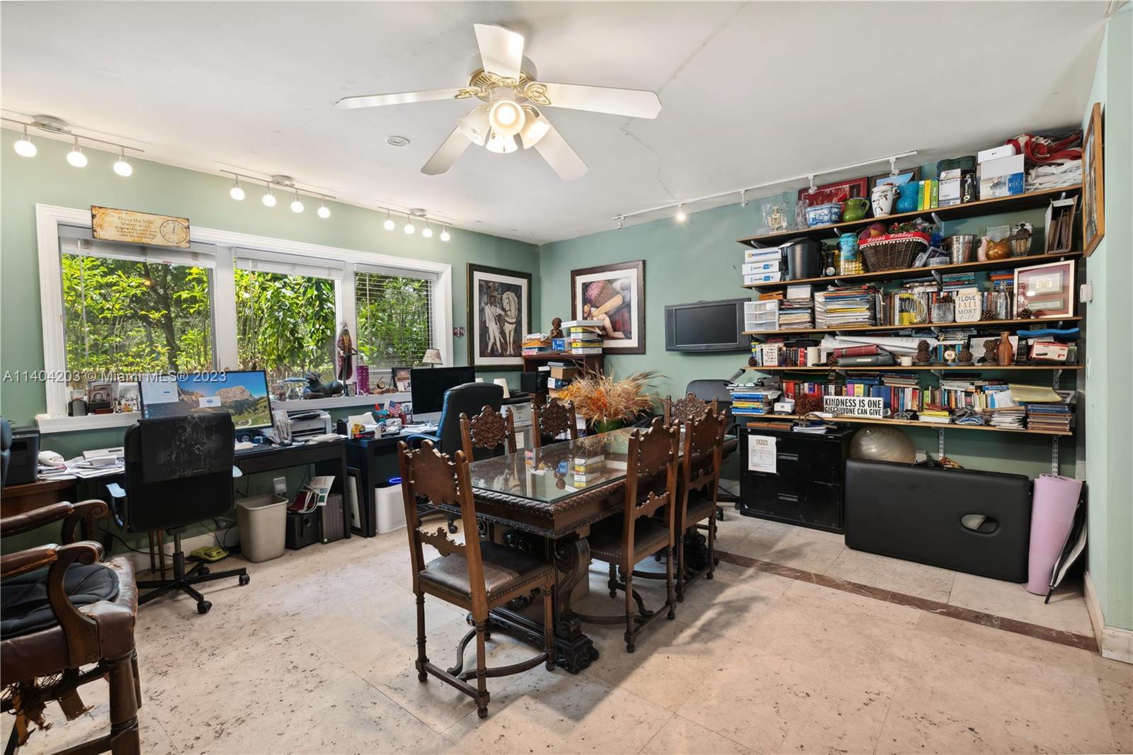 SUSANS PARK ESTATES - Residential