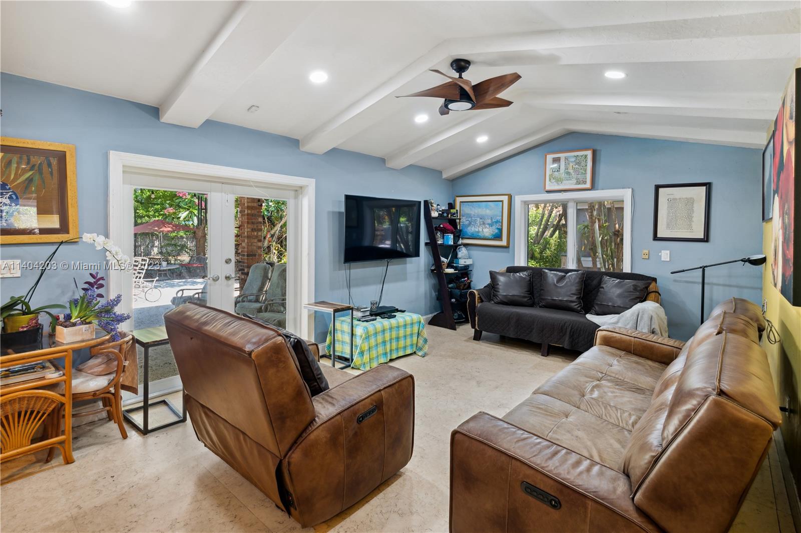 SUSANS PARK ESTATES - Residential