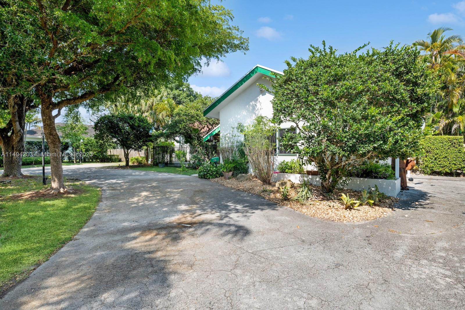 SUSANS PARK ESTATES - Residential