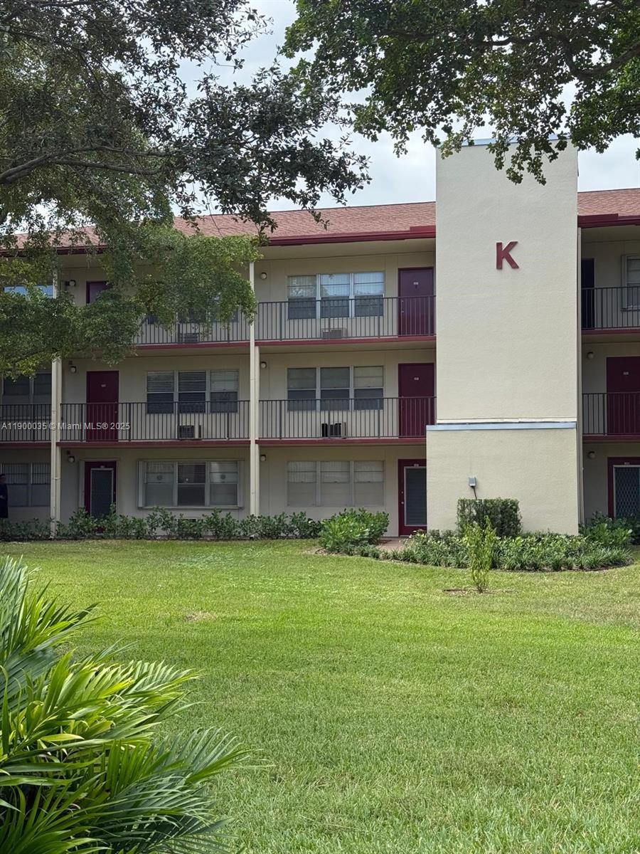 NEW HAMPTON AT CENTURY VI - Residential Lease