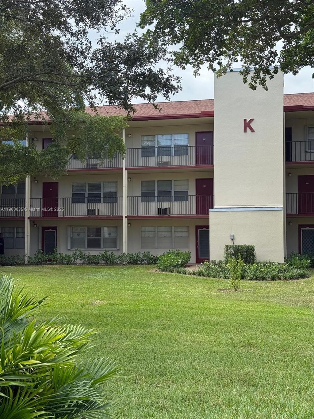 Photo of 100 SW 132nd Way #205K, Pembroke Pines, FL 33027 (MLS # A11900035)