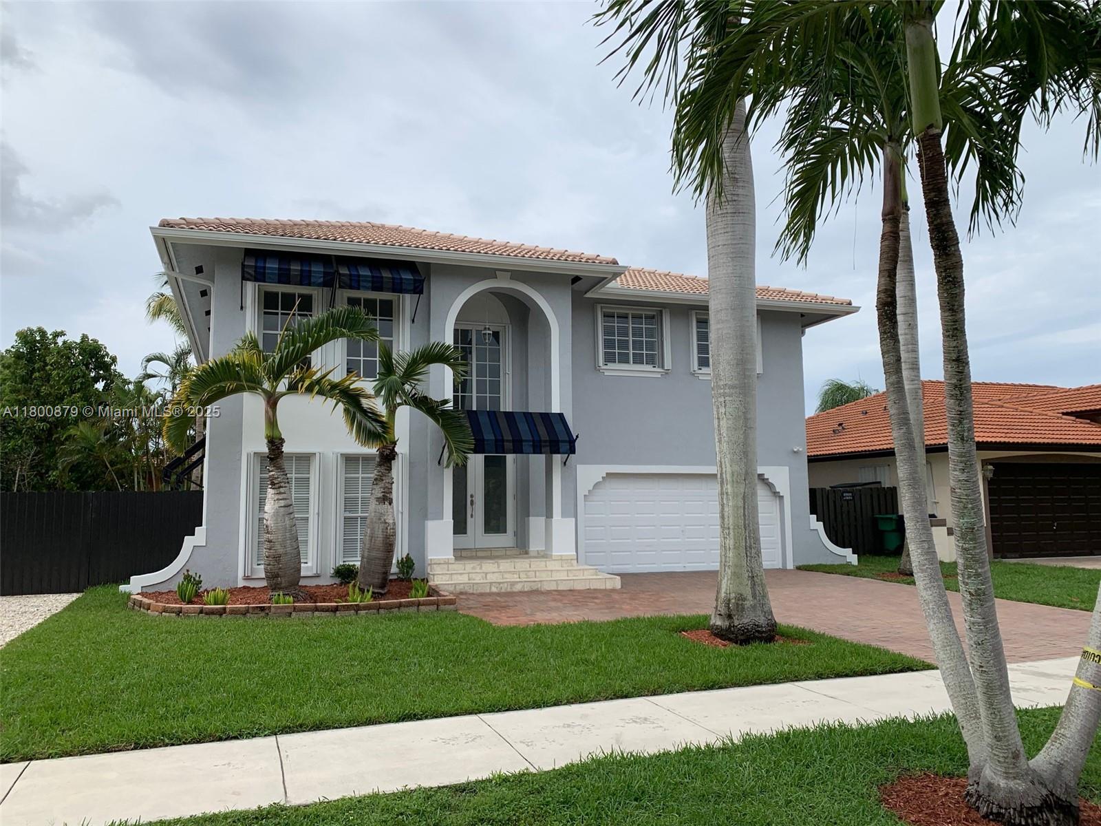15831 Sw 99th St, Miami, Broward County, Florida - 4 Bedrooms  
3 Bathrooms - 