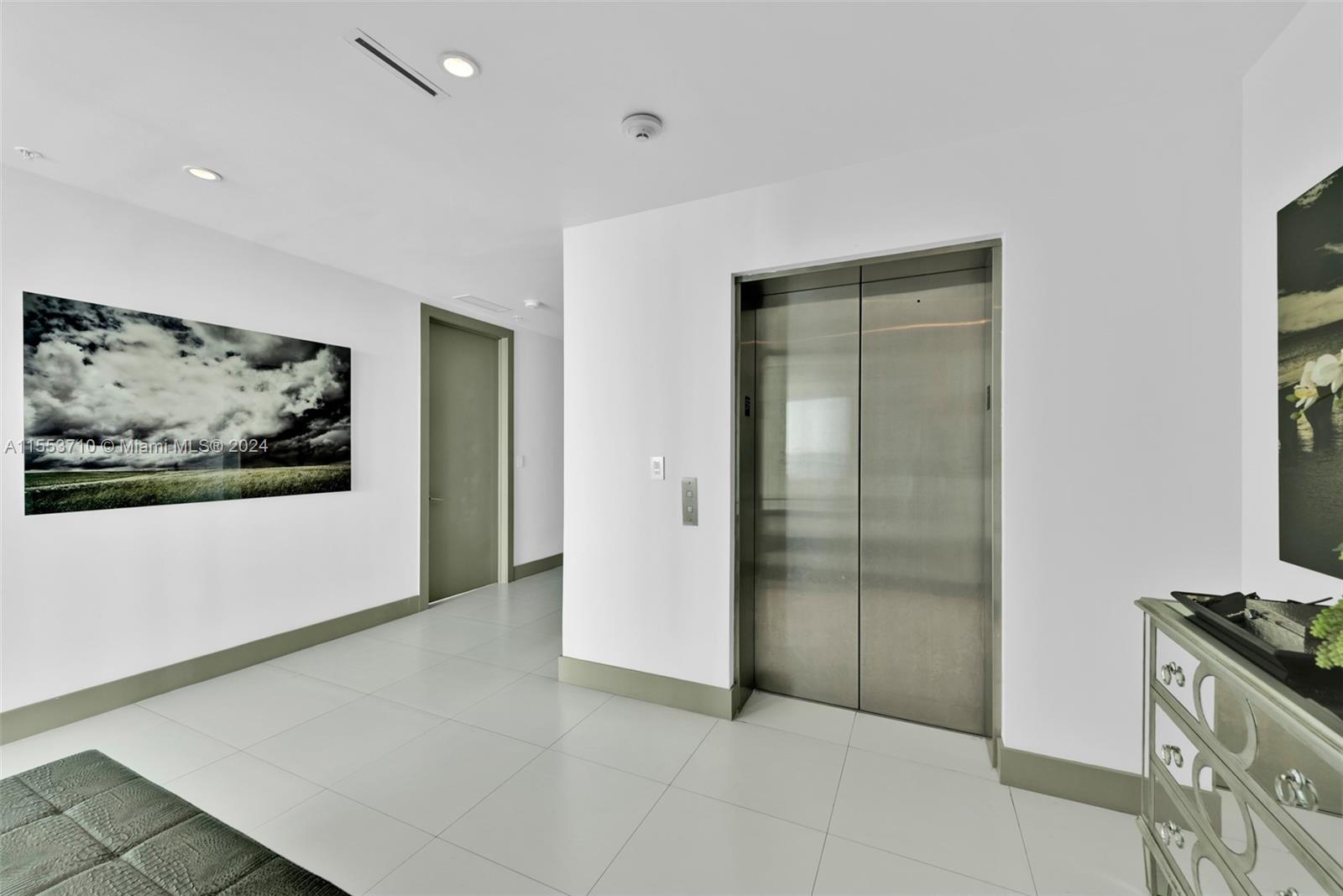 IOS ON THE BAY CONDO - Residential