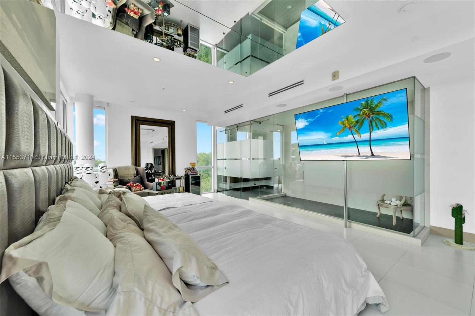 IOS ON THE BAY CONDO - Residential