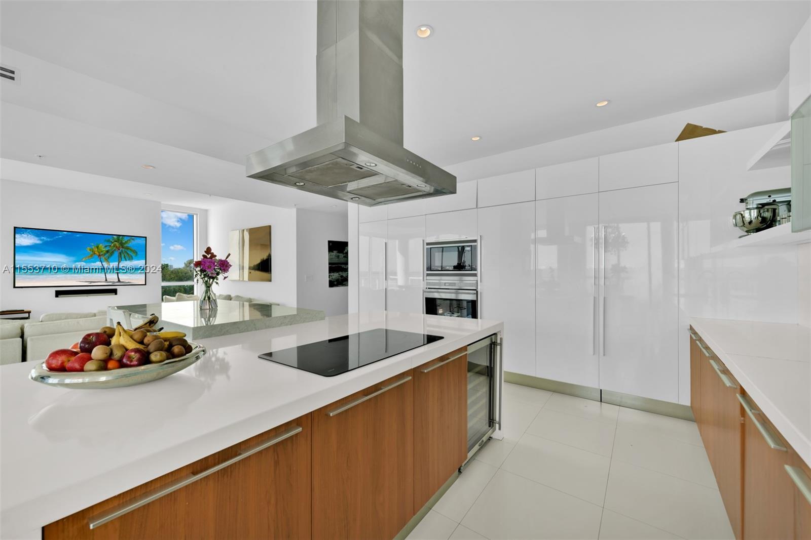 IOS ON THE BAY CONDO - Residential