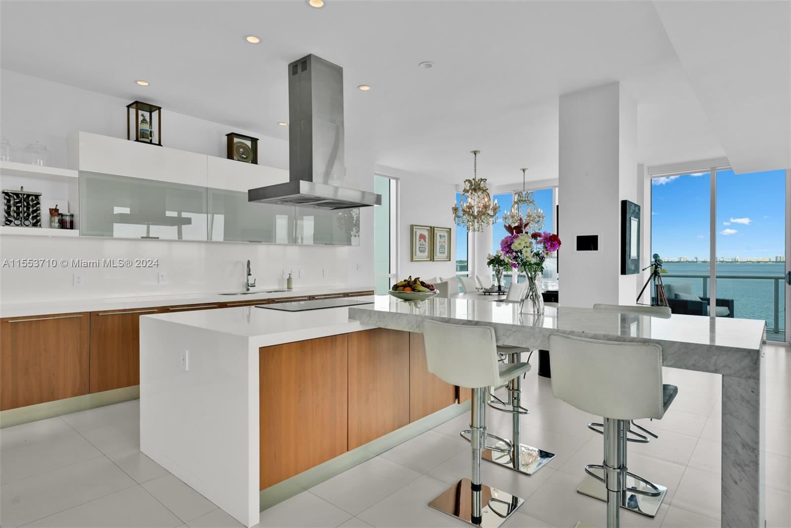 IOS ON THE BAY CONDO - Residential