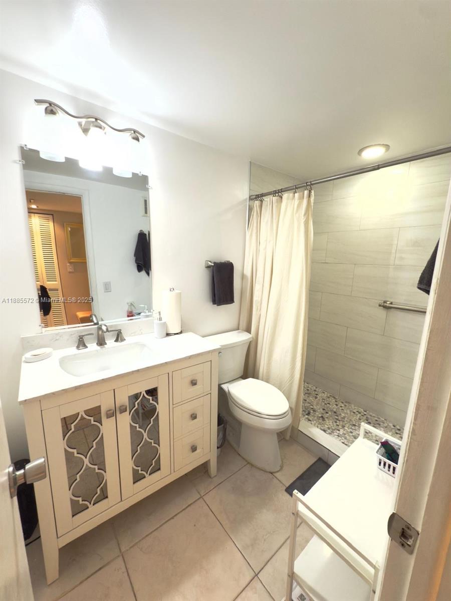 KENDALL HEIGHTS CONDO - Residential