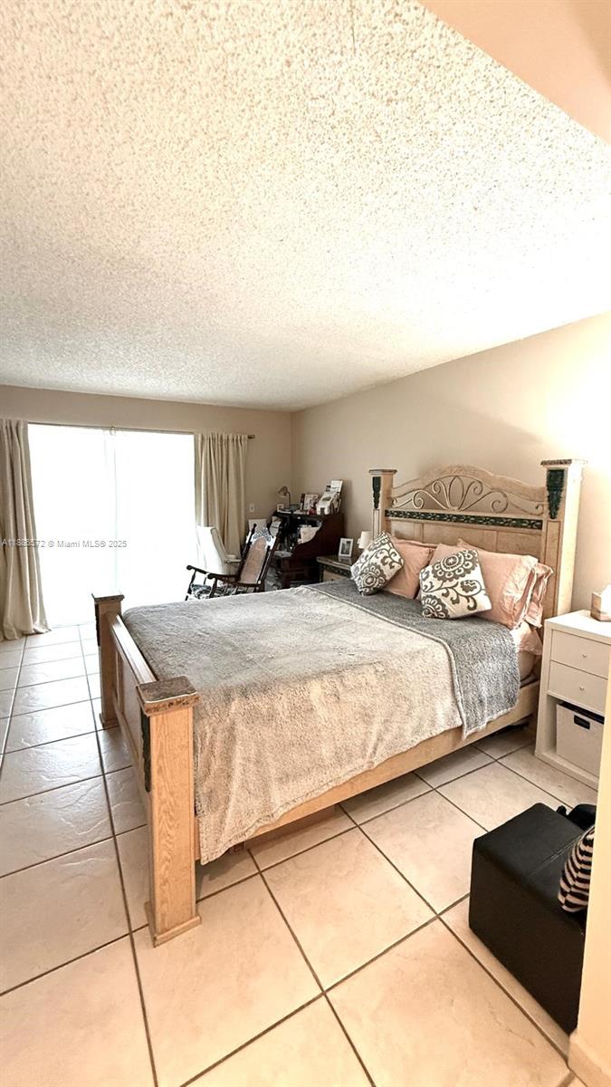 KENDALL HEIGHTS CONDO - Residential
