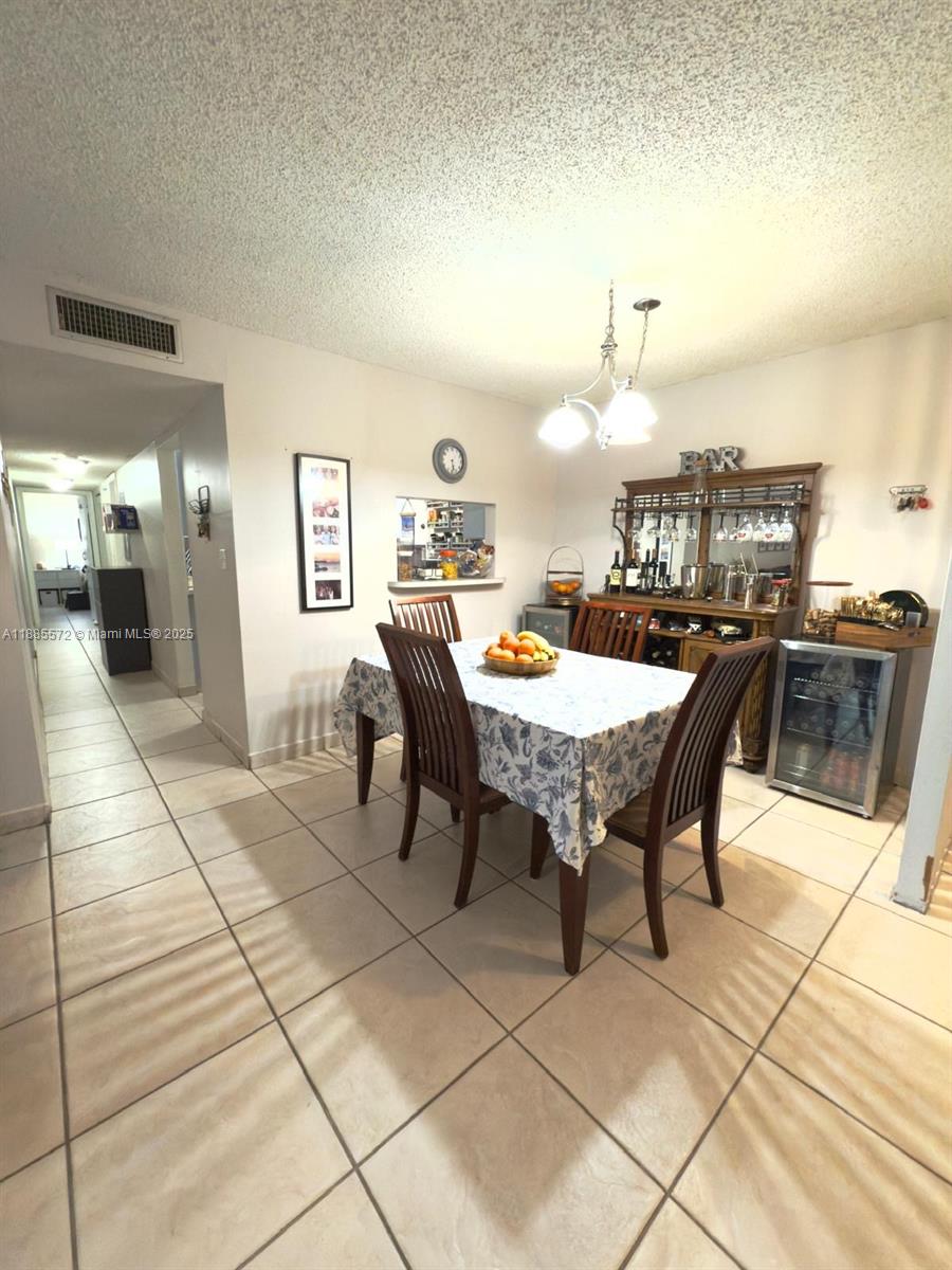 KENDALL HEIGHTS CONDO - Residential