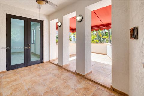 Condominium in Coral Gables FL 2401 Anderson Rd Rd 9.jpg