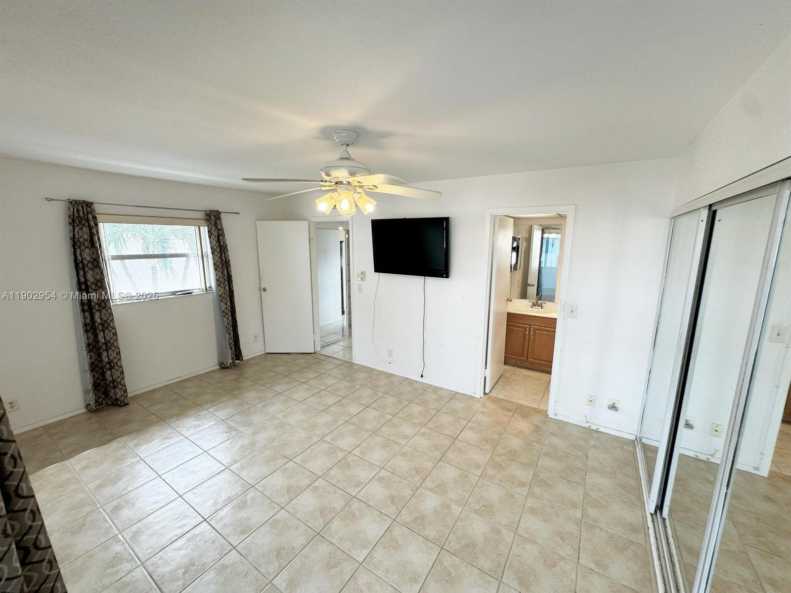 KINGS POINT SAXONY CONDOS - Residential Lease